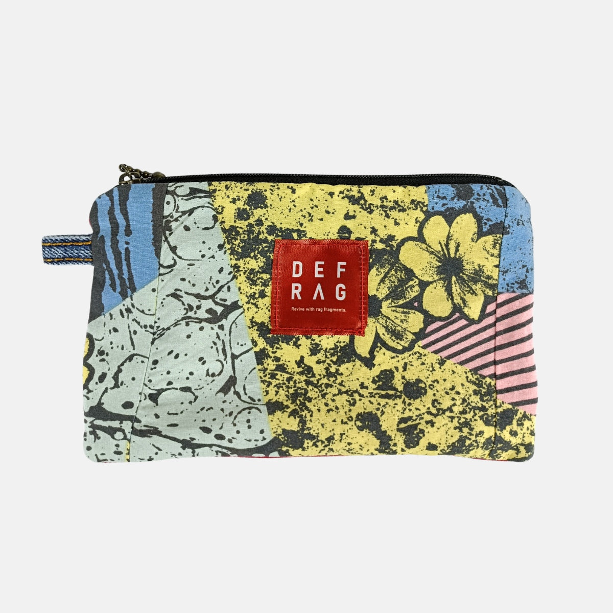 DEFRAG 古着総柄シャツ・リメイクポーチ(一点物フラットポーチ/アップサイクル)