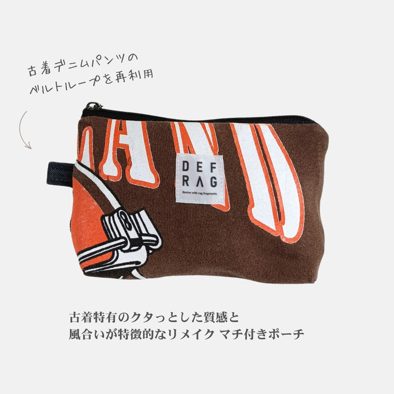 DEFRAG 古着フットボールTシャツ・リメイクポーチ(一点物マチ付きポーチ/アップサイクル)