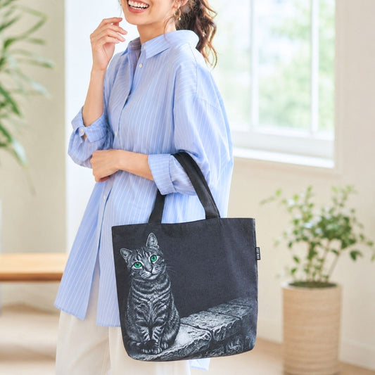 塀の上の猫：グラフィックキャット ポリ帆布トート