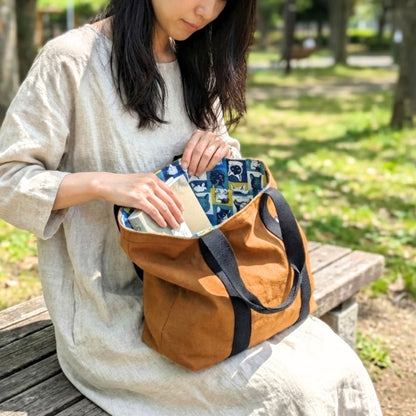 裏ネコトート（茶トラブラウン／黒ネコブラック）