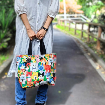 猫柄トートバッグ：ねこまみれ／ねこばなな