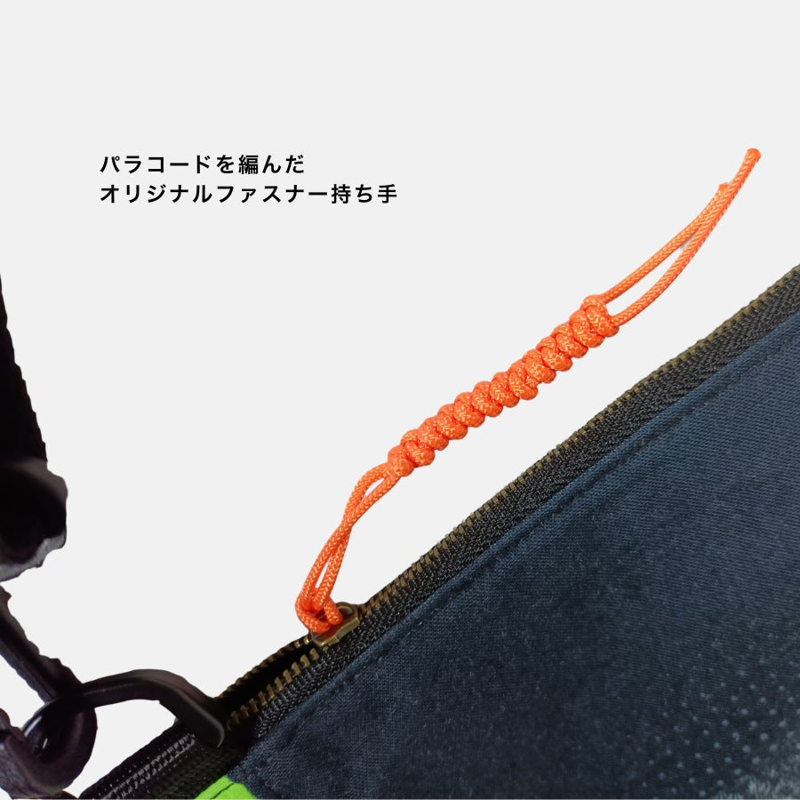 【一点物】猫グラフィック×リメイクナイロン A4ショルダーバッグ