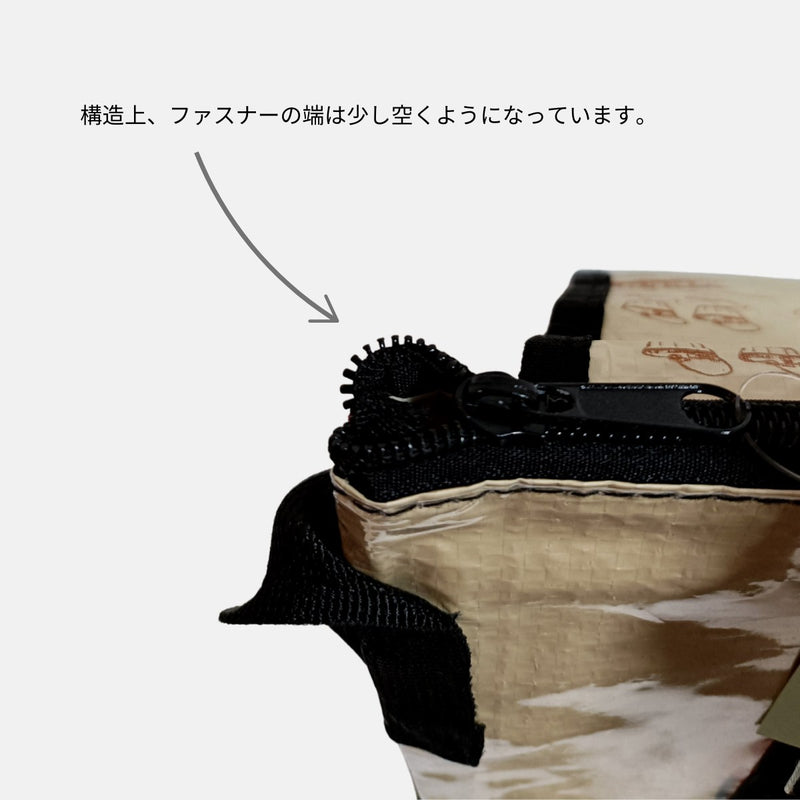 《レッド系》A5対応セメント袋リメイクミニショルダーバッグ/アップサイクル
